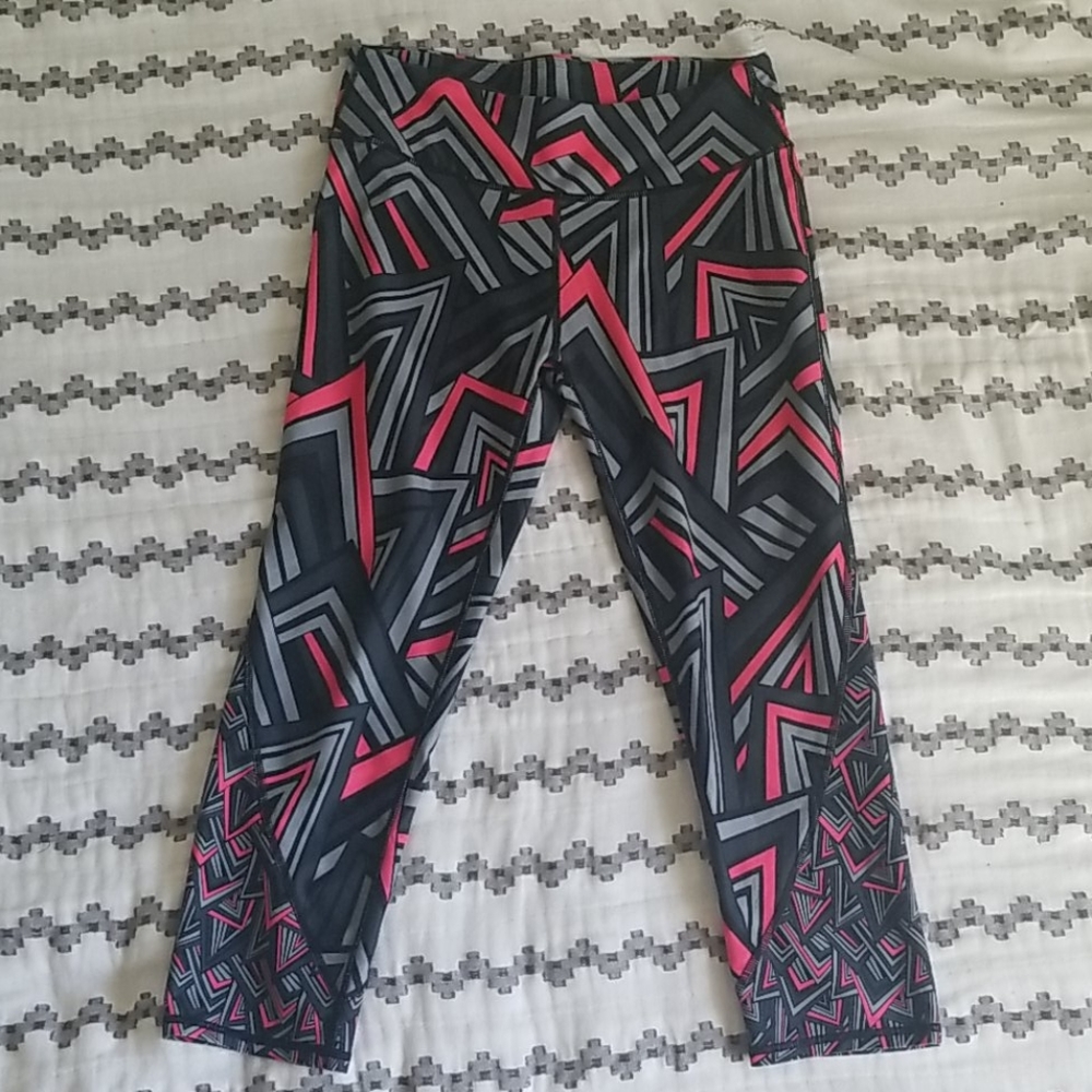 Fabletics Highrise Capris Running Leggings - Picture 1 of 4